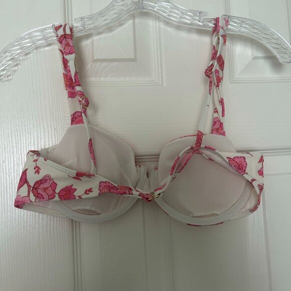 Hollister Pink Flower Bikini Set - Picture 3 of 8